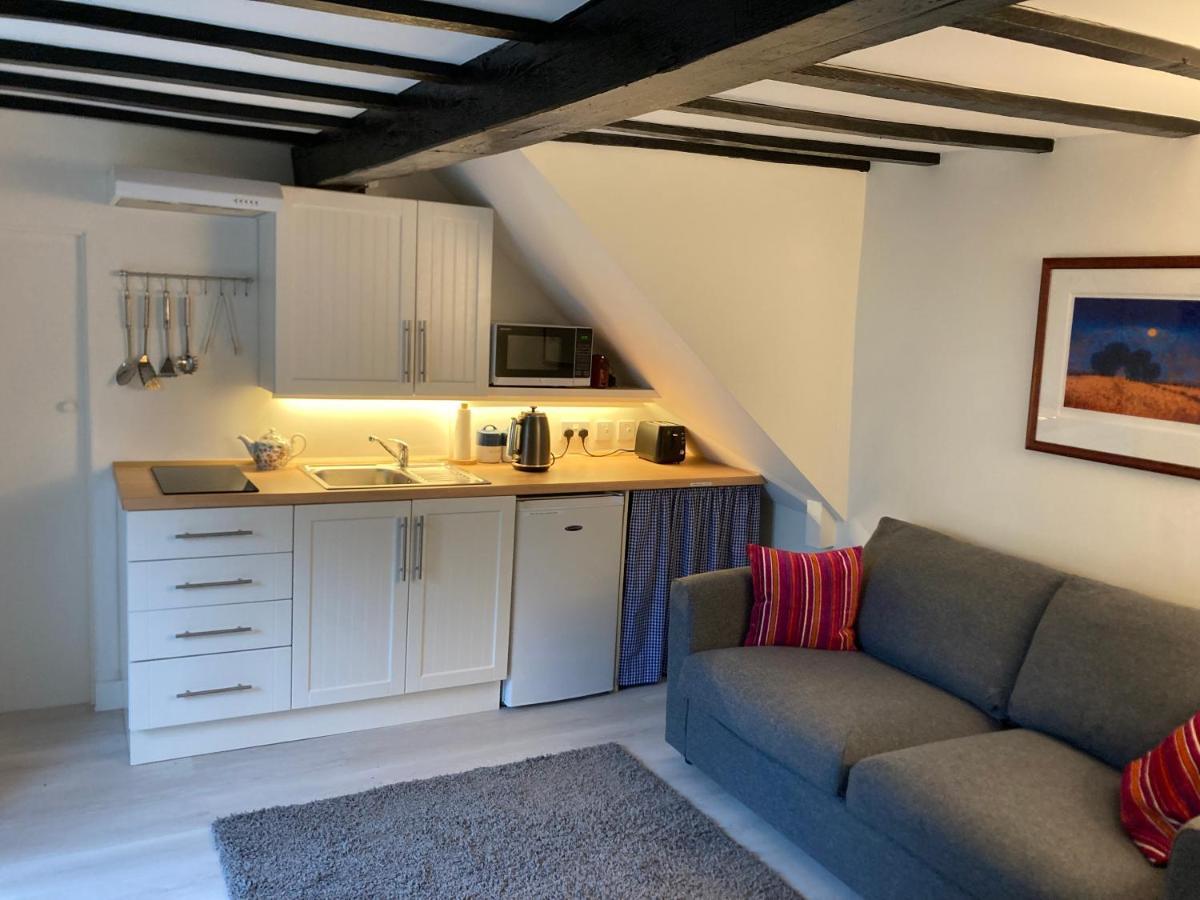Bryntirion Farmhouse Apartment With Hot Tub Llanfair Caereinion Luaran gambar
